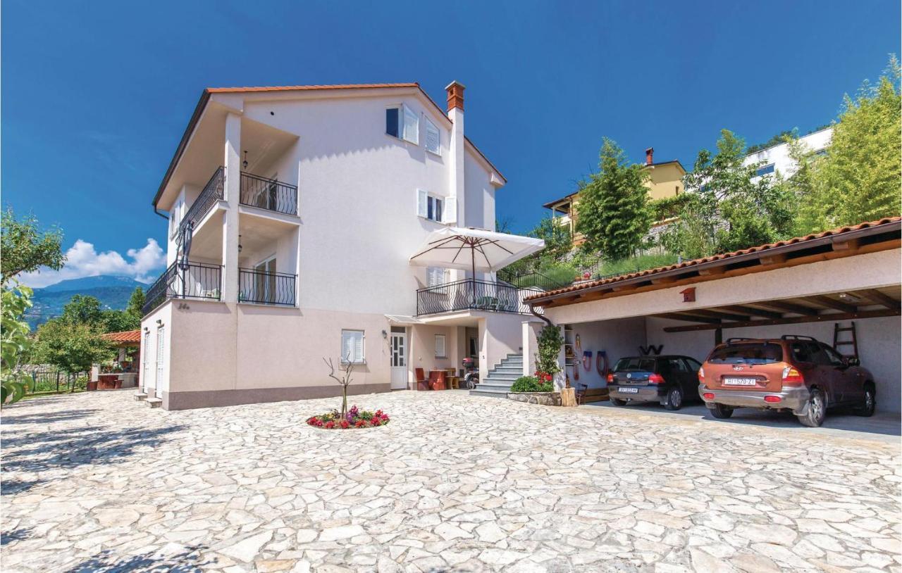 1 Bedroom Cozy Apartment In Ičići 外观 照片